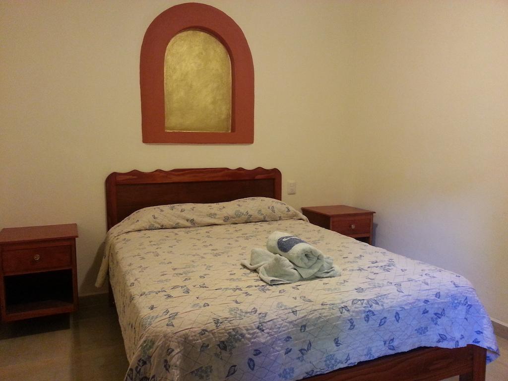 Hotel Casa Arnel Oaxaca Szoba fotó